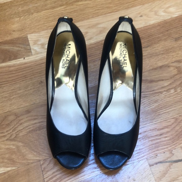 MICHAEL Michael Kors Black Peeptoe Platform heels - Picture 2 of 10